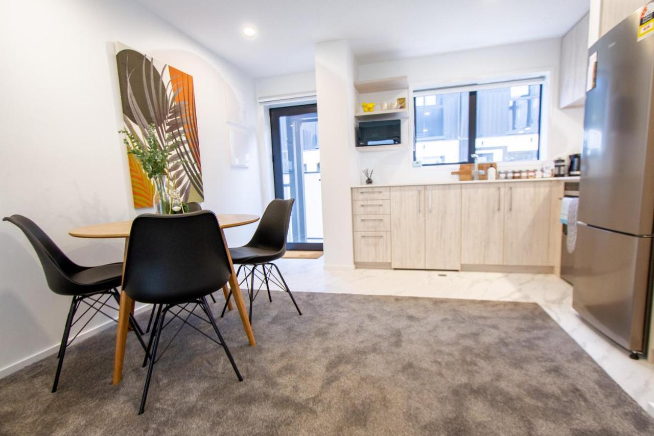 Stone Throw To Hagley Park And Chch Hostpital 2 Bedroom 2 Bathroom Christchurch Exterior photo
